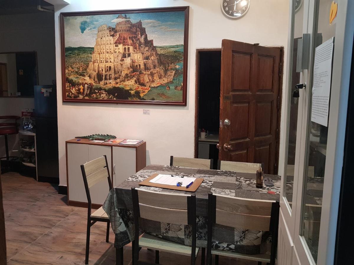 Sam'S Place Бангкок Екстер'єр фото